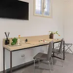 Trastevere 게스트하우스 *